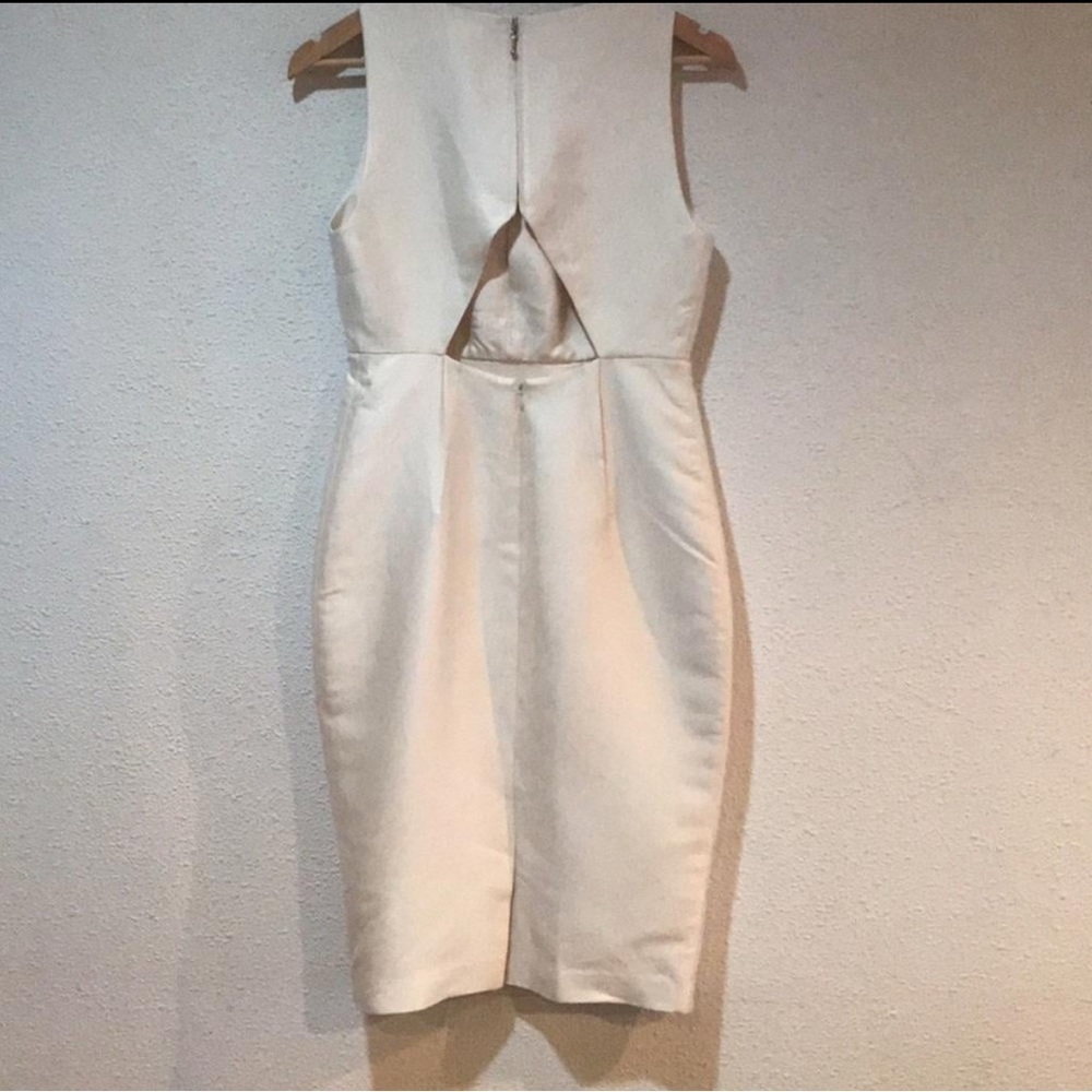 Thomas Wylde Ivory Silk Crescent Moon Cocktail Dress โ Size 6 โจ๐ค - Picture 4 of 8